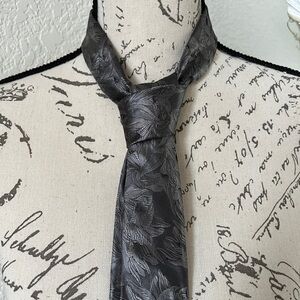 Dolce & Gabbana Floral Tie